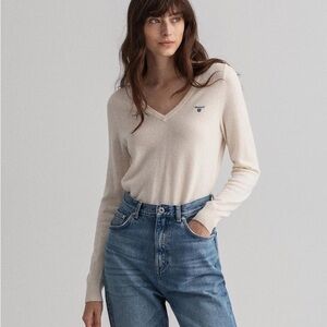 GANT Extrafine Lambswool V-Neck Sweater